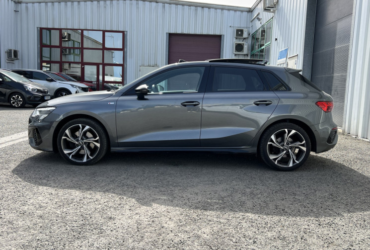 Audi A3 Sportback 2.0 TDI 150cv  S Line * Toit Ouvrant * Carplay * Sièges Sport * Caméra * 35