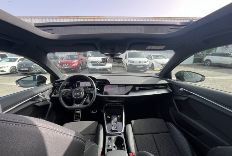 Audi A3 Sportback 2.0 TDI 150cv  S Line * Toit Ouvrant * Carplay * Sièges Sport * Caméra * 35