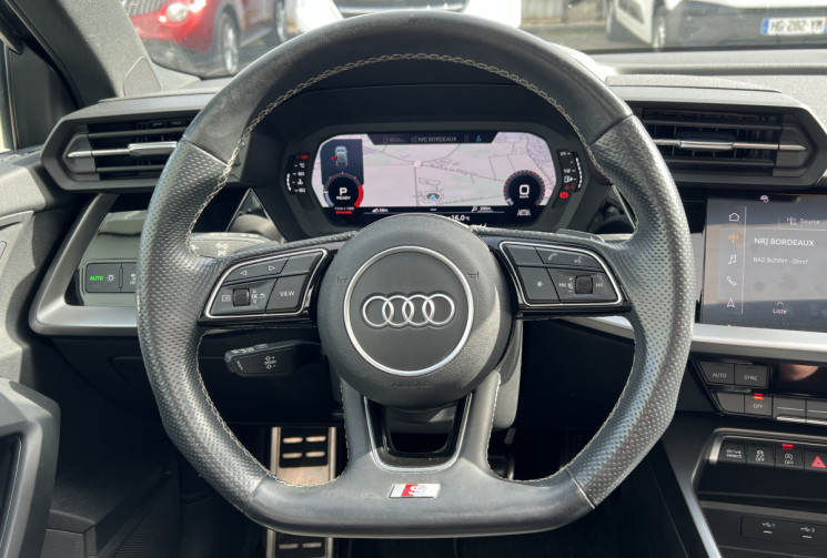 Audi A3 Sportback 2.0 TDI 150cv  S Line * Toit Ouvrant * Carplay * Sièges Sport * Caméra * 35