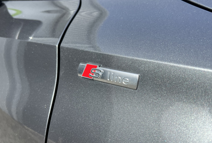 Audi A3 Sportback 2.0 TDI 150cv  S Line * Toit Ouvrant * Carplay * Sièges Sport * Caméra * 35