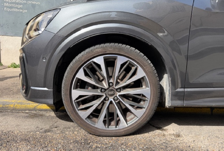 Audi SQ2 Quattro SQ2 2.0 TFSI 16V S-Tronic7 300 cv Boîte auto / SONOS / CARPLAY / TOIT OUVRANT / 