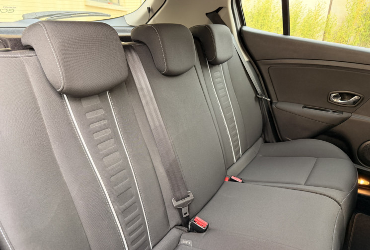 Renault Megane III (B95) 1.6 dCi 130ch energy FAP Dynamique eco² + GPS