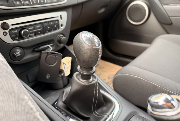 Renault Megane III (B95) 1.6 dCi 130ch energy FAP Dynamique eco² + GPS