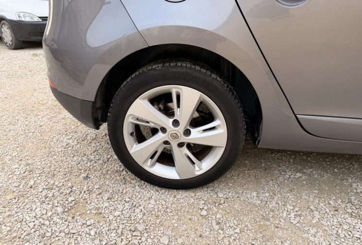 Renault Megane III (B95) 1.6 dCi 130ch energy FAP Dynamique eco² + GPS