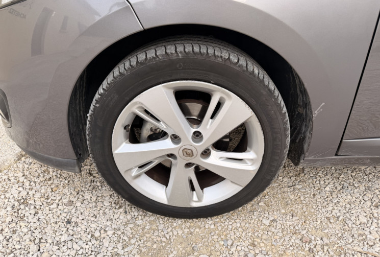 Renault Megane III (B95) 1.6 dCi 130ch energy FAP Dynamique eco² + GPS