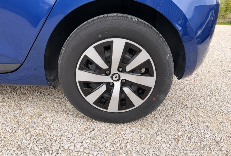 Renault Clio V (BJA) 1.0 TCe 90ch Evolution