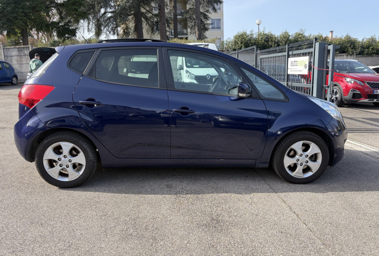 Kia VENGA 1.6 CRDI / 115 CH / PREMIUM 