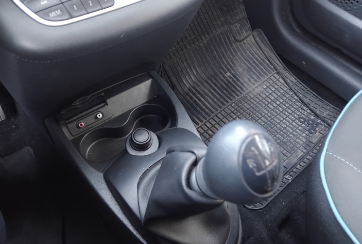 Renault Twingo II 1.2 i  LEV 75 cv - Régulateur de vitesse - Suivi complet 