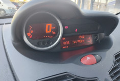 Renault Twingo II 1.2 i  LEV 75 cv - Régulateur de vitesse - Suivi complet 