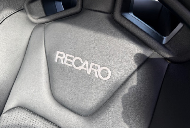 Ford MUSTANG RECARO 5.0 V8 Ti-VCT GT 421cv 1er main pas de malus / E85 flexi fuel ethanol 