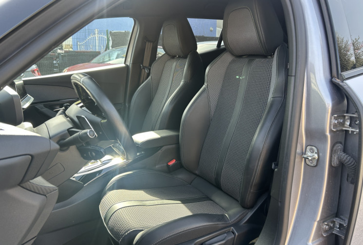 Peugeot 2008 1.5 BLUEHDI 130 Ch GT EAT8 * 1 ER MAIN * ECLAIRAGE D4AMBIANCE * CARPLAY