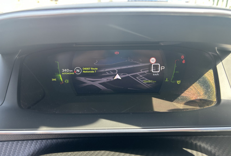 Peugeot 2008 1.5 BLUEHDI 130 Ch GT EAT8 * 1 ER MAIN * ECLAIRAGE D'AMBIANCE * CARPLAY