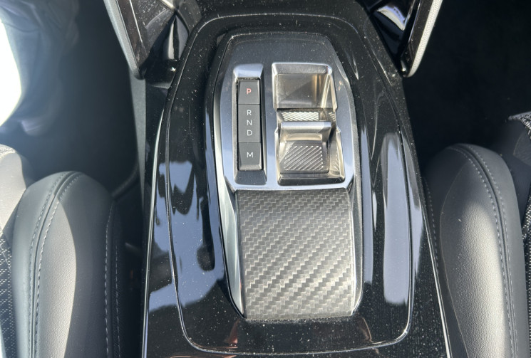 Peugeot 2008 1.5 BLUEHDI 130 Ch GT EAT8 * 1 ER MAIN * ECLAIRAGE D'AMBIANCE * CARPLAY