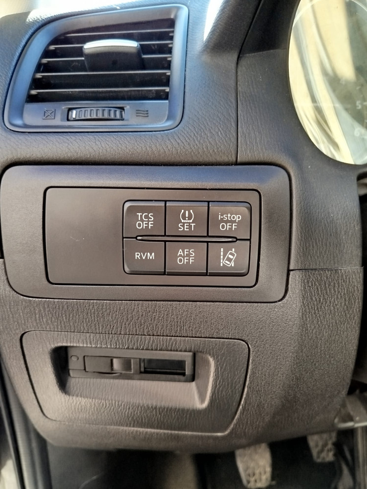 Mazda CX-5 I Skyactiv-D // SELECTION // 2.2 TD // AWD 175 cv