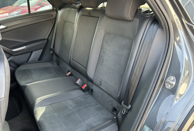 Volkswagen T-Roc (2) 2.0 TDI 150 Ch R-LINE * CAMERA * CARPLAY * FULL LED