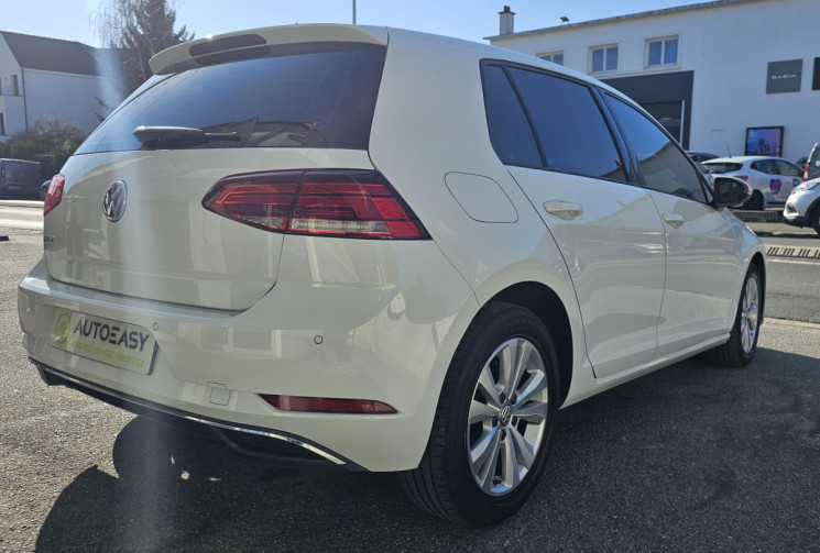 Volkswagen Golf 1.6 TDI 115 ch BlueMotion Technology FAP Confortline Business DSG7