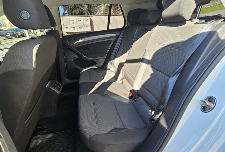 Volkswagen Golf 1.6 TDI 115 ch BlueMotion Technology FAP Confortline Business DSG7