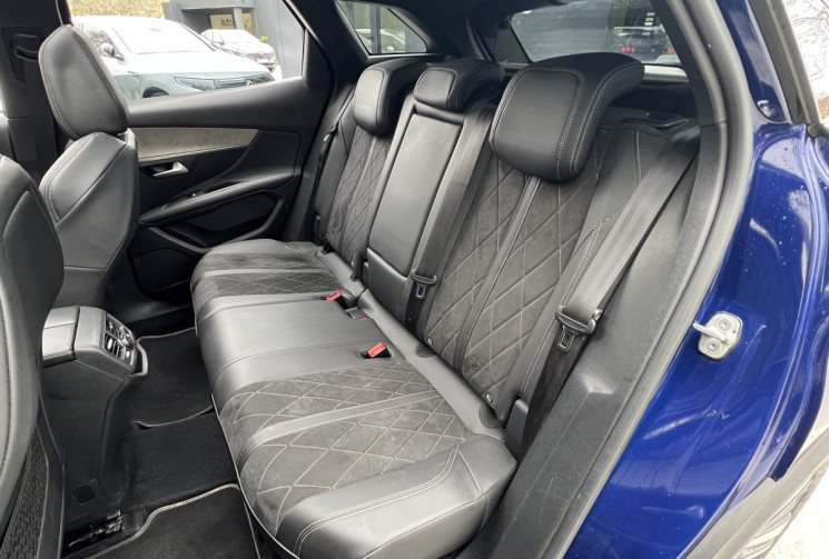 Peugeot 3008 2.0 BlueHDi 180 EAT8 GT / Toit Ouvrant / Suivi Complet / Carplay 