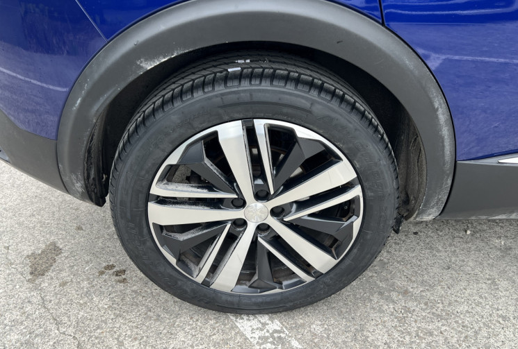 Peugeot 3008 2.0 BlueHDi 180 EAT8 GT / Toit Ouvrant / Suivi Complet / Carplay 