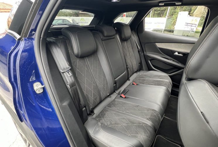 Peugeot 3008 2.0 BlueHDi 180 EAT8 GT / Toit Ouvrant / Suivi Complet / Carplay 