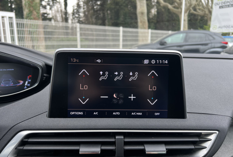 Peugeot 3008 2.0 BlueHDi 180 EAT8 GT / Toit Ouvrant / Suivi Complet / Carplay 