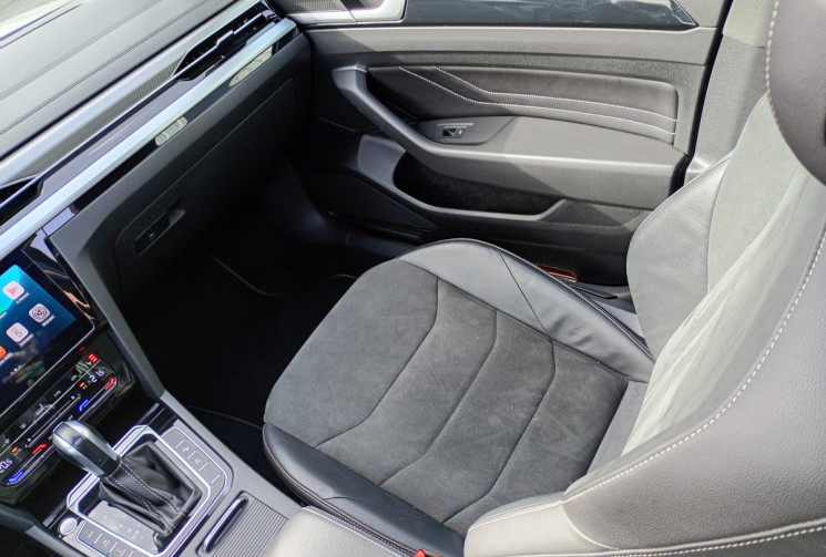 Volkswagen ARTEON  1.4 TSI eHybrid 218ch R-Line DSG6 / Attelage Électrique / Toit Ouvrant