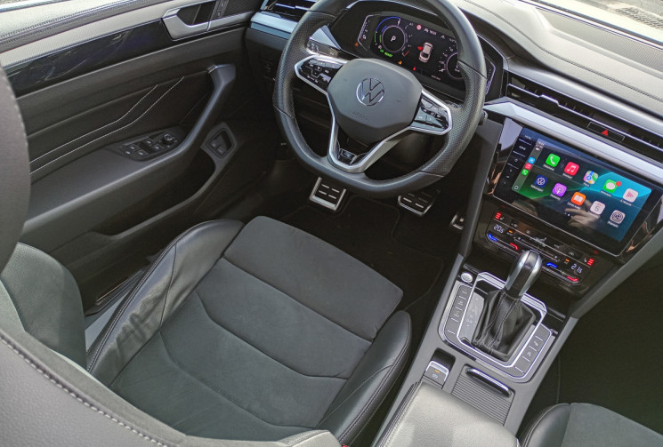 Volkswagen ARTEON  1.4 TSI eHybrid 218ch R-Line DSG6 / Attelage Électrique / Toit Ouvrant