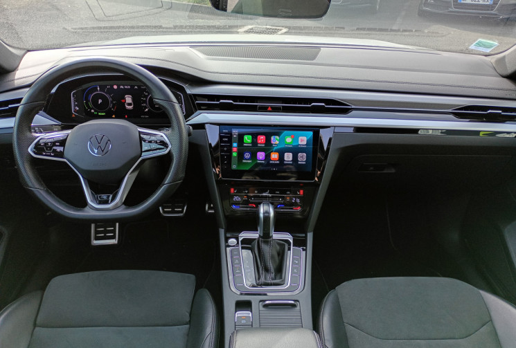 Volkswagen ARTEON  1.4 TSI eHybrid 218ch R-Line DSG6 / Attelage Électrique / Toit Ouvrant