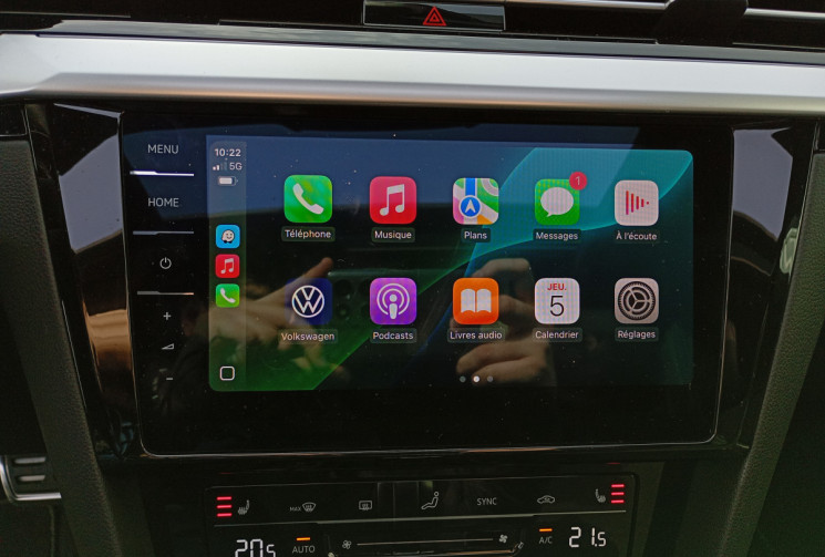 Volkswagen ARTEON  1.4 TSI eHybrid 218ch R-Line DSG6 / Attelage Électrique / Toit Ouvrant