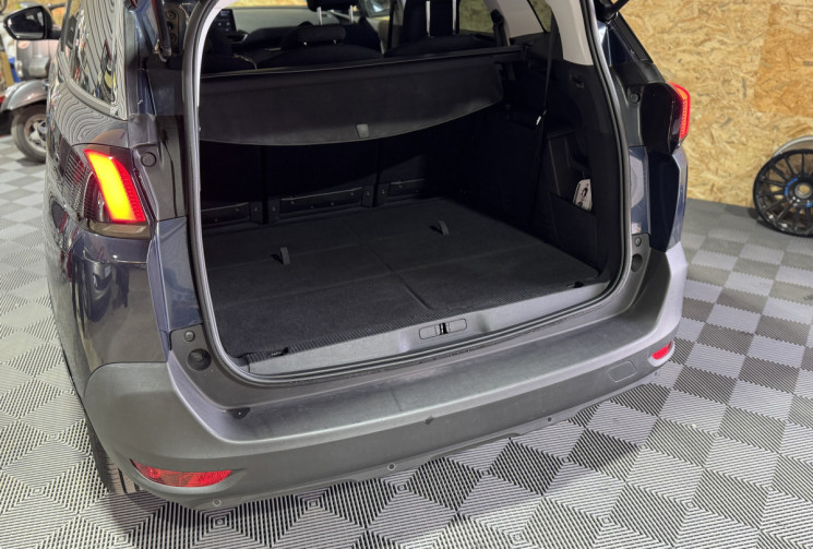 Peugeot 5008 GARANTIE 6 MOIS 1.5 BlueHDi EAT8 130 cv