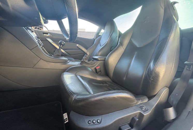 Peugeot RCZ 2.0 HDi FAP 163 CV ONYX