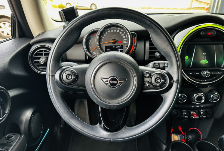 Mini Cooper One 1.5 75ch Classic Excellent état