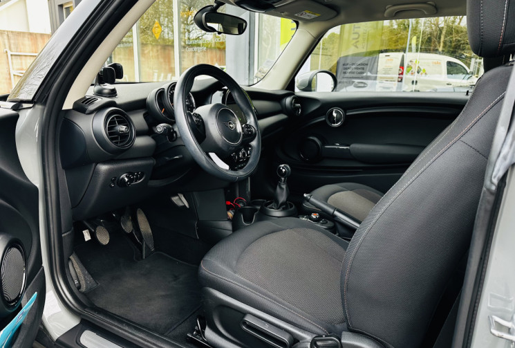 Mini Cooper One 1.5 75ch Classic Excellent état