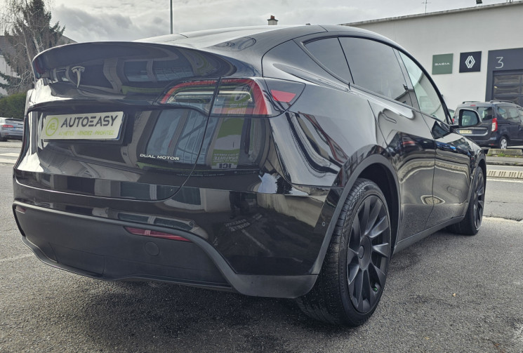 Tesla Model Y MODEL Y 
