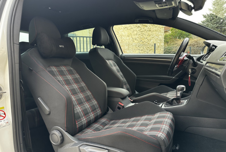 Volkswagen Golf VII 2.0 TSI BlueMotion Technology GTI DSG6 // Stage 1 320ch Reprogrammation FlexFuel