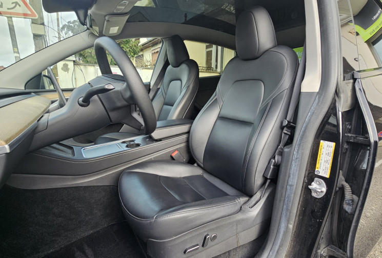 Tesla Model Y MODEL Y 