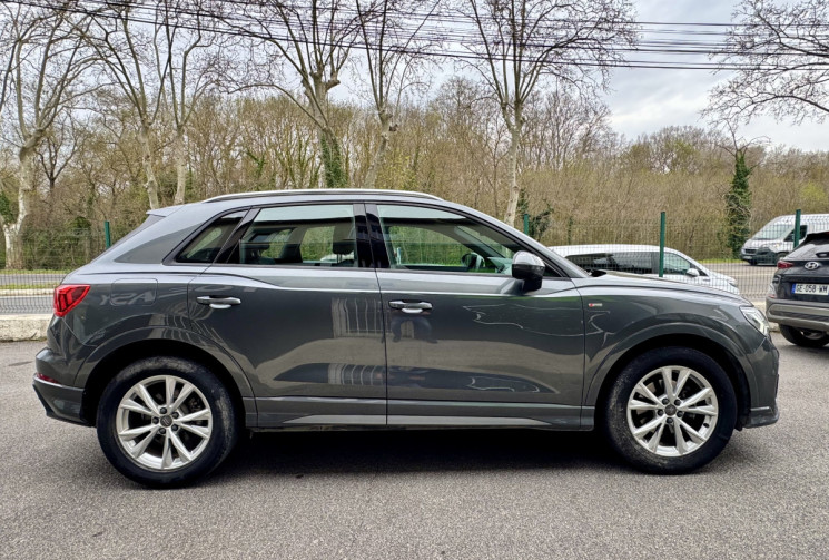 Audi Q3 S-line 35 TFSi 150 ch S-Tronic7 / Camera / Sieges chauffants / Entretien Audi