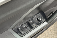 Audi Q3 S-line 35 TFSi 150 ch S-Tronic7 / Camera / Sieges chauffants / Entretien Audi