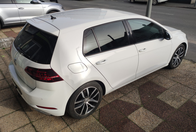 Volkswagen Golf VII Phase 2 // 2.0 TDI // CARAT DSG7 150 cv