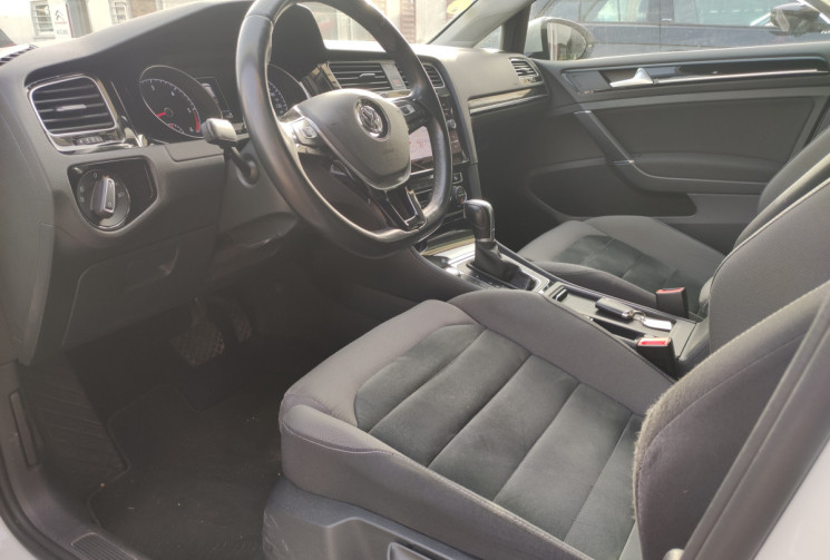 Volkswagen Golf VII Phase 2 // 2.0 TDI // CARAT DSG7 150 cv