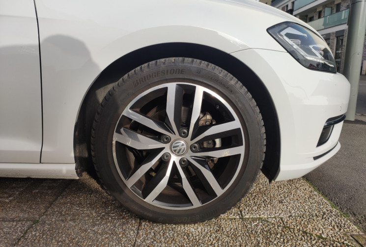 Volkswagen Golf VII Phase 2 // 2.0 TDI // CARAT DSG7 150 cv