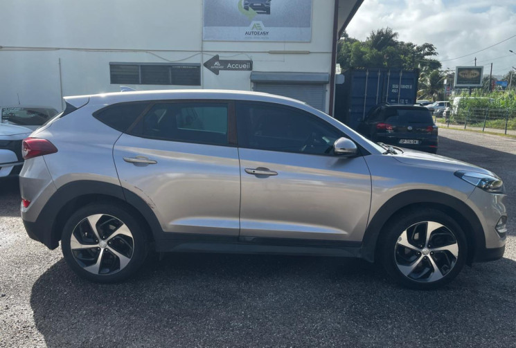 Hyundai Tucson 1.7 CRDi 16V 2WD DCT7 S&S 141 cv Boîte auto