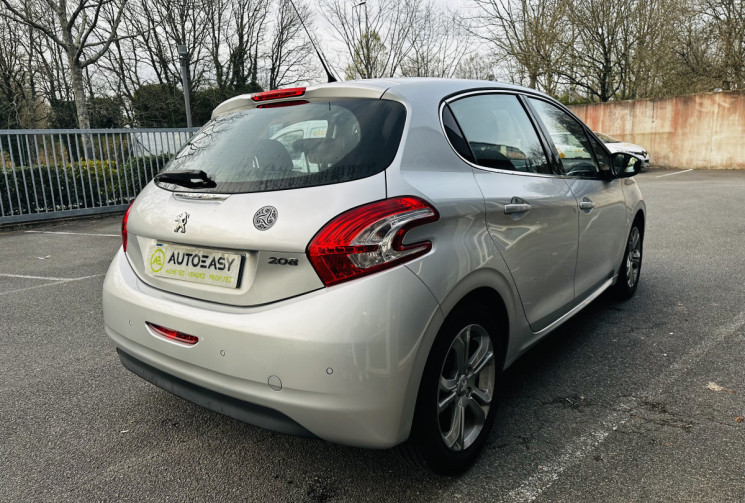 Peugeot 208 1.6 VTI 120ch BVA Allure Moteur à chaîne remplacé