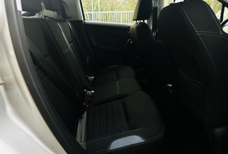 Peugeot 208 1.6 VTI 120ch BVA Allure Moteur à chaîne remplacé