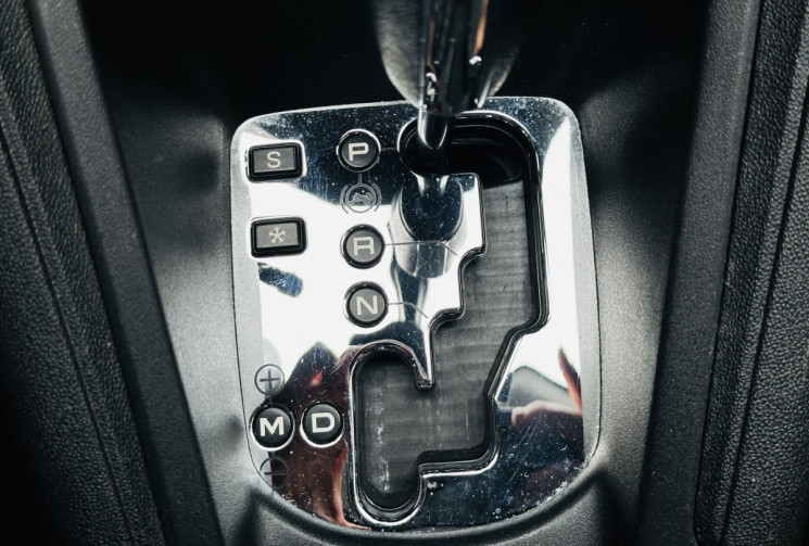 Peugeot 208 1.6 VTI 120ch BVA Allure Moteur à chaîne remplacé