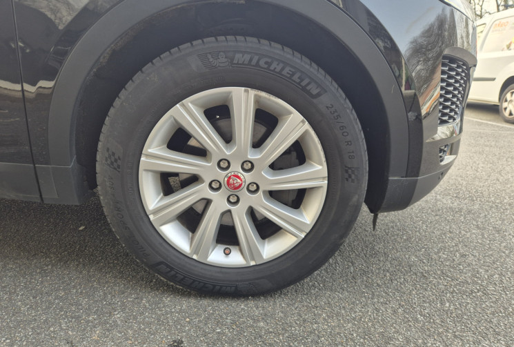 Jaguar E-Pace 2.0D 150ch Double sortie d'échappement