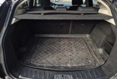 Jaguar E-Pace 2.0D 150ch Double sortie d'échappement