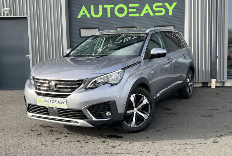 Peugeot 5008 2.0 BlueHDi 150 cv ALLURE / 1ére Main / ATTELAGE