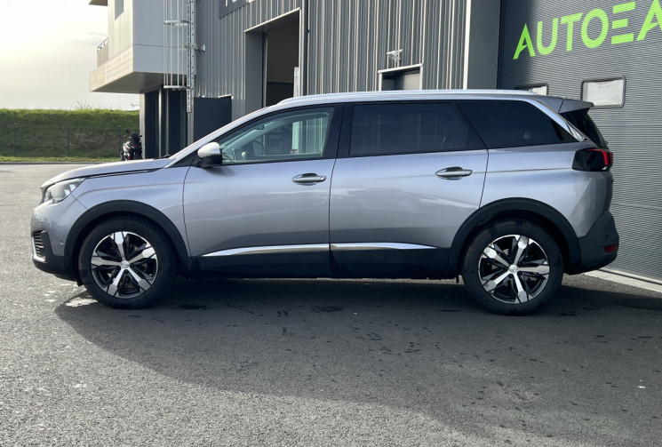Peugeot 5008 2.0 BlueHDi 150 cv ALLURE / 1ére Main / ATTELAGE