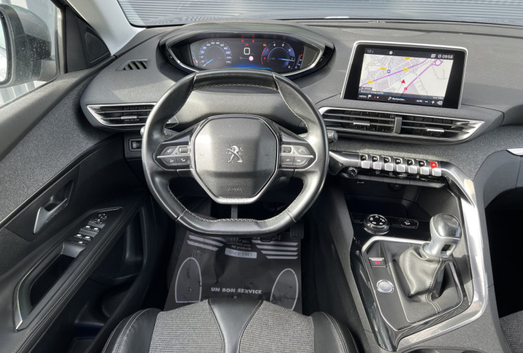 Peugeot 5008 2.0 BlueHDi 150 cv ALLURE / 1ére Main / ATTELAGE